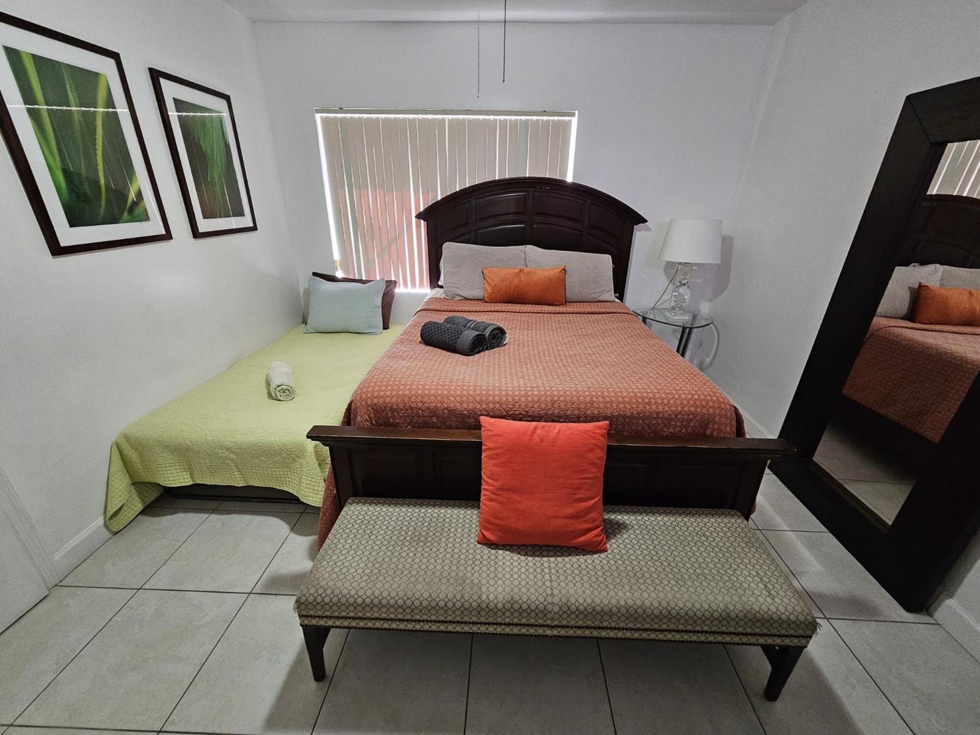 Royal Poinciana Stay 迈阿密泉 外观 照片